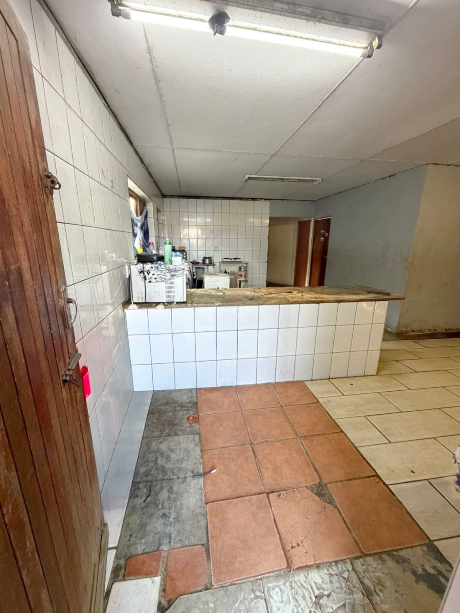 3 Bedroom Property for Sale in Kwanonqaba Western Cape